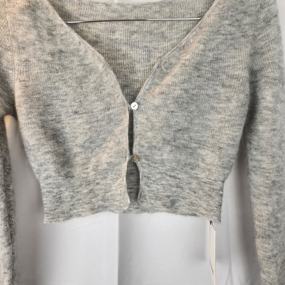 Jacquemus Le Cardigan Alzou in Light Grey size M(38) BNWT - Picture 5 of 14